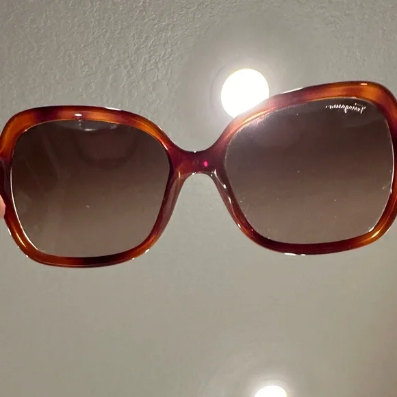 Salvatore Ferragamo Women’s Sunglasses - Picture 3 of 3